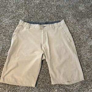 Men’s Hybrid Khaki Shorts